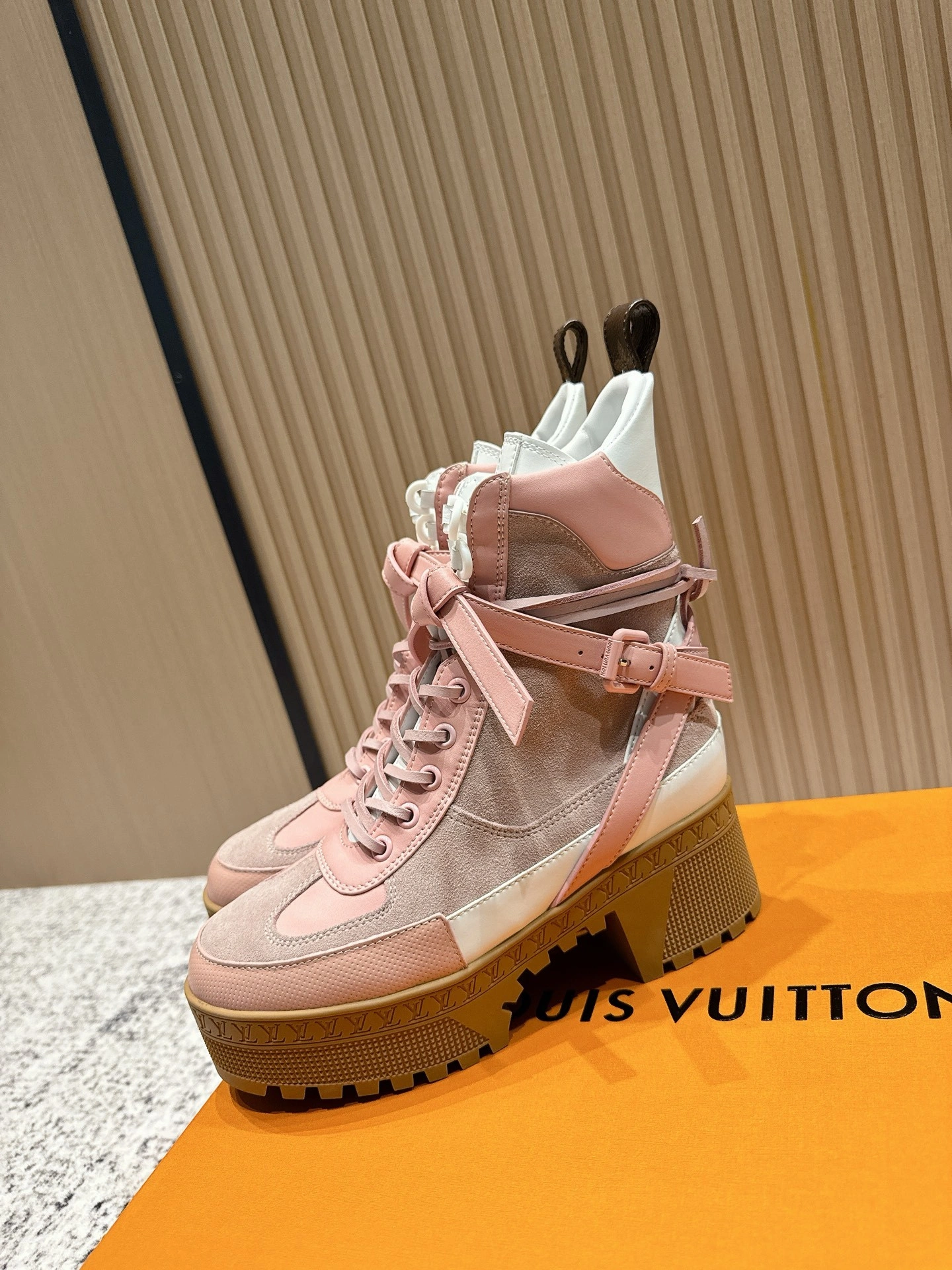 COCO-- 8V 1AD23K cowhide Heel height ：7cm Waterproof：3.5cm item:E-X362J2914